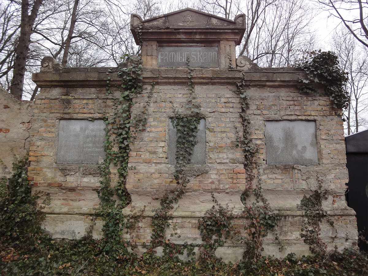 Potsdam Grabmal Kann
